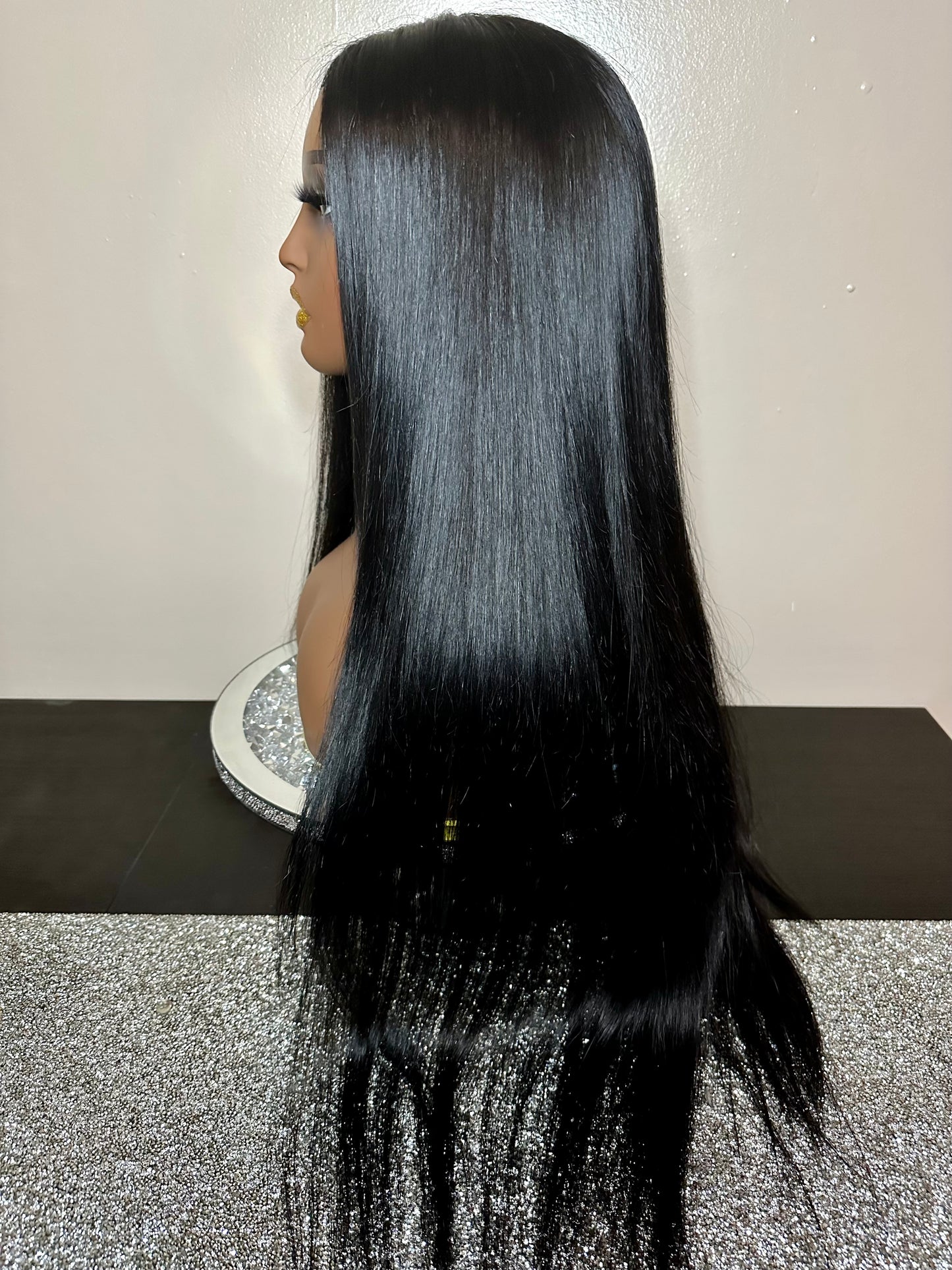 Straight Closure Wig 200 Density